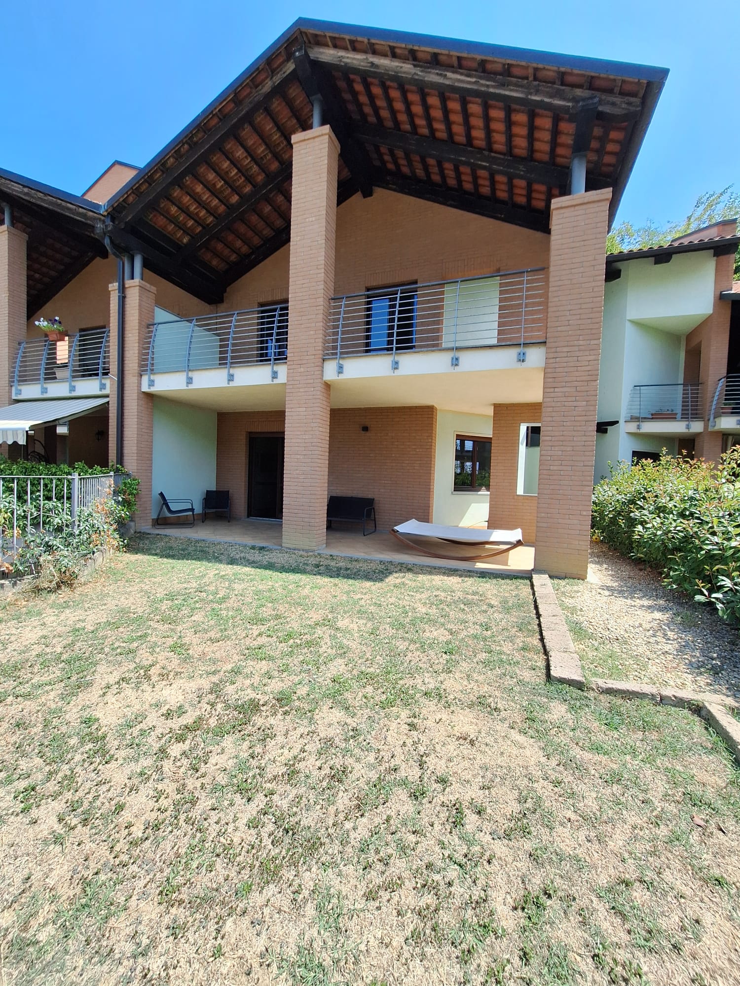 Castelnuovo don Bosco - villetta con giardino privato